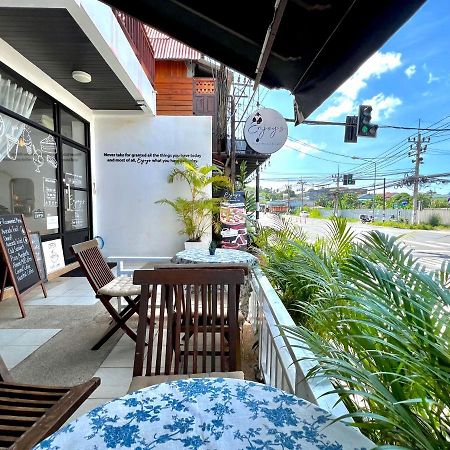 Enjoy'S Beach House & Cafe' Ban Karon Exteriér fotografie