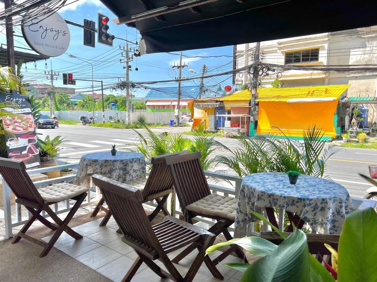 Enjoy'S Beach House & Cafe' Ban Karon Exteriér fotografie