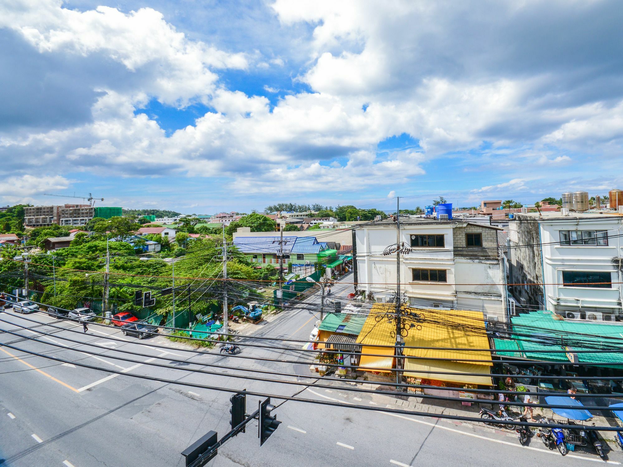 Enjoy'S Beach House & Cafe' Ban Karon Exteriér fotografie